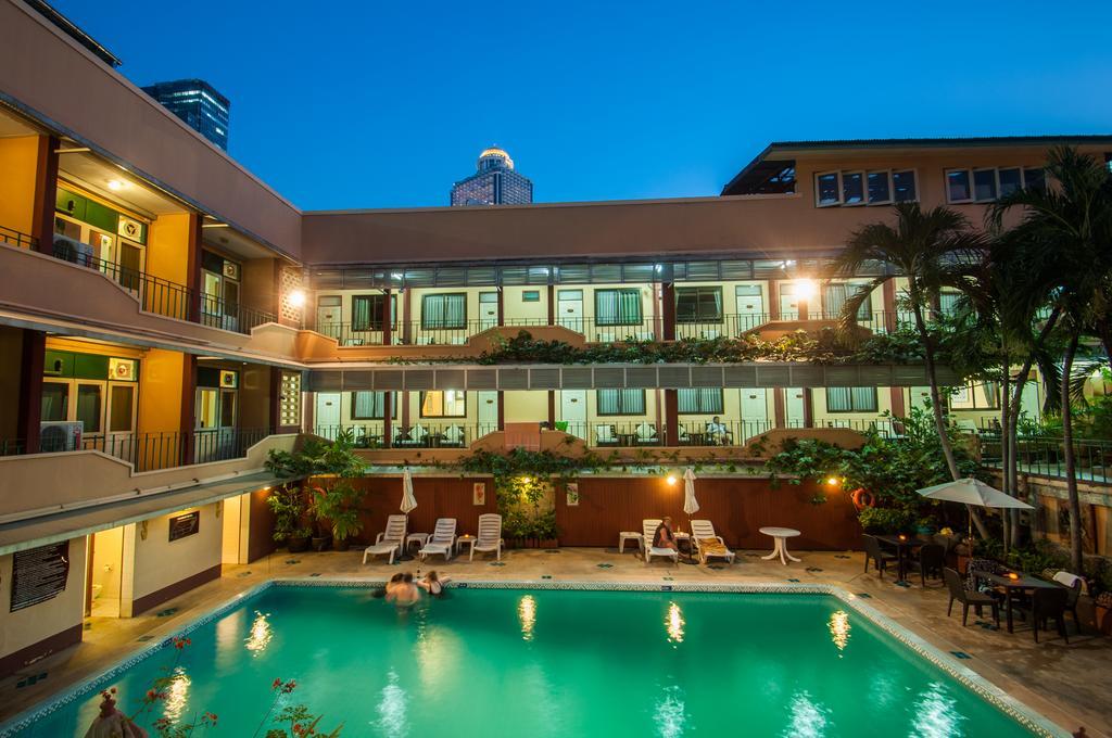 Swan Hotel Бангкок Экстерьер фото