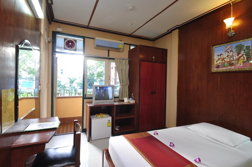 Swan Hotel Бангкок Экстерьер фото