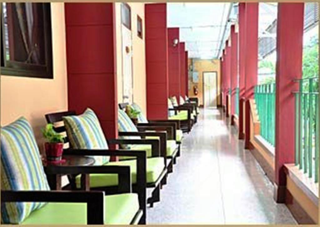 Swan Hotel Бангкок Экстерьер фото